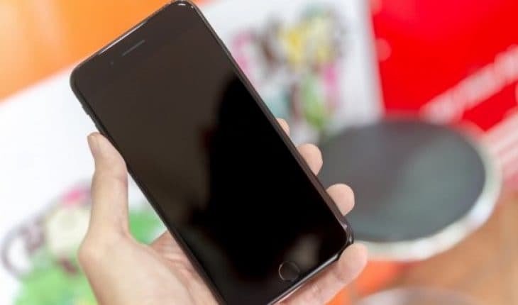 Nguyên Nhân Màn Hình iPhone Bị Đen Và Cách Khắc Phục