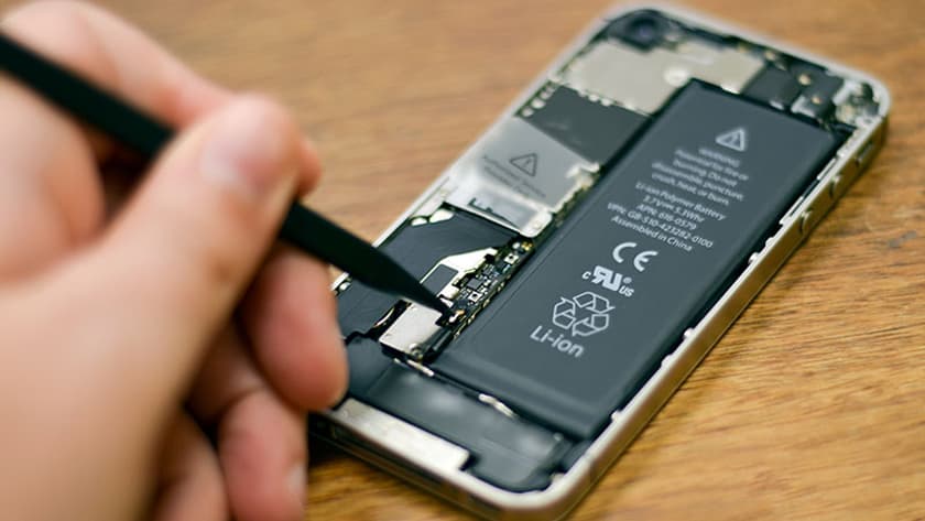 Pin iPhone còn bao nhiêu phần trăm là nên thay thế?