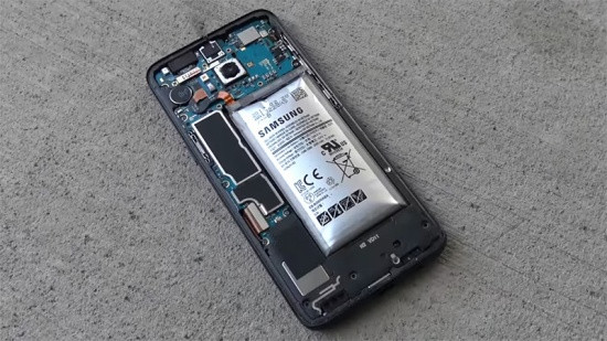 Pin điện thoại Samsung bị phồng: Nguyên nhân và giải pháp