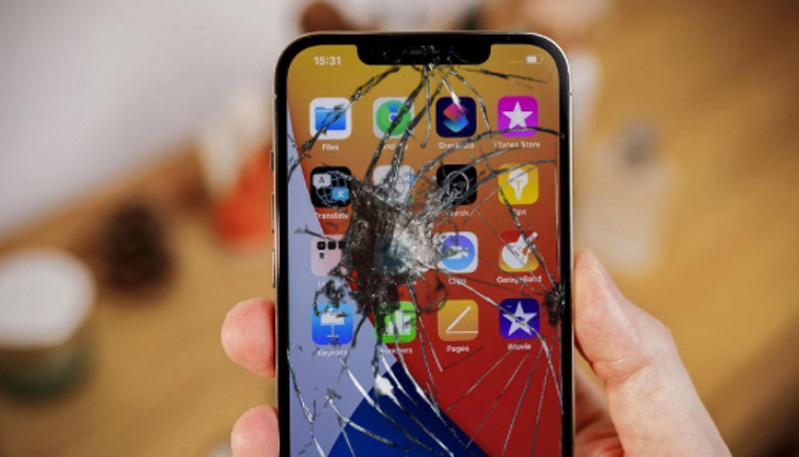 Tác hại khi màn hình iPhone bị vỡ mà bạn vẫn dùng?