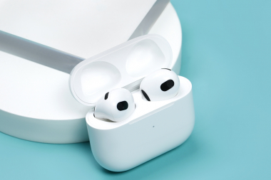Tai nghe Bluetooth AirPods 3 Wireless Charge Apple MME73