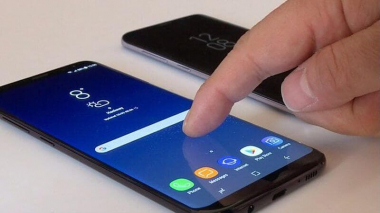 Tiết lộ cách khắc phục màn hình Samsung bị liệt cảm ứng cực nhanh...